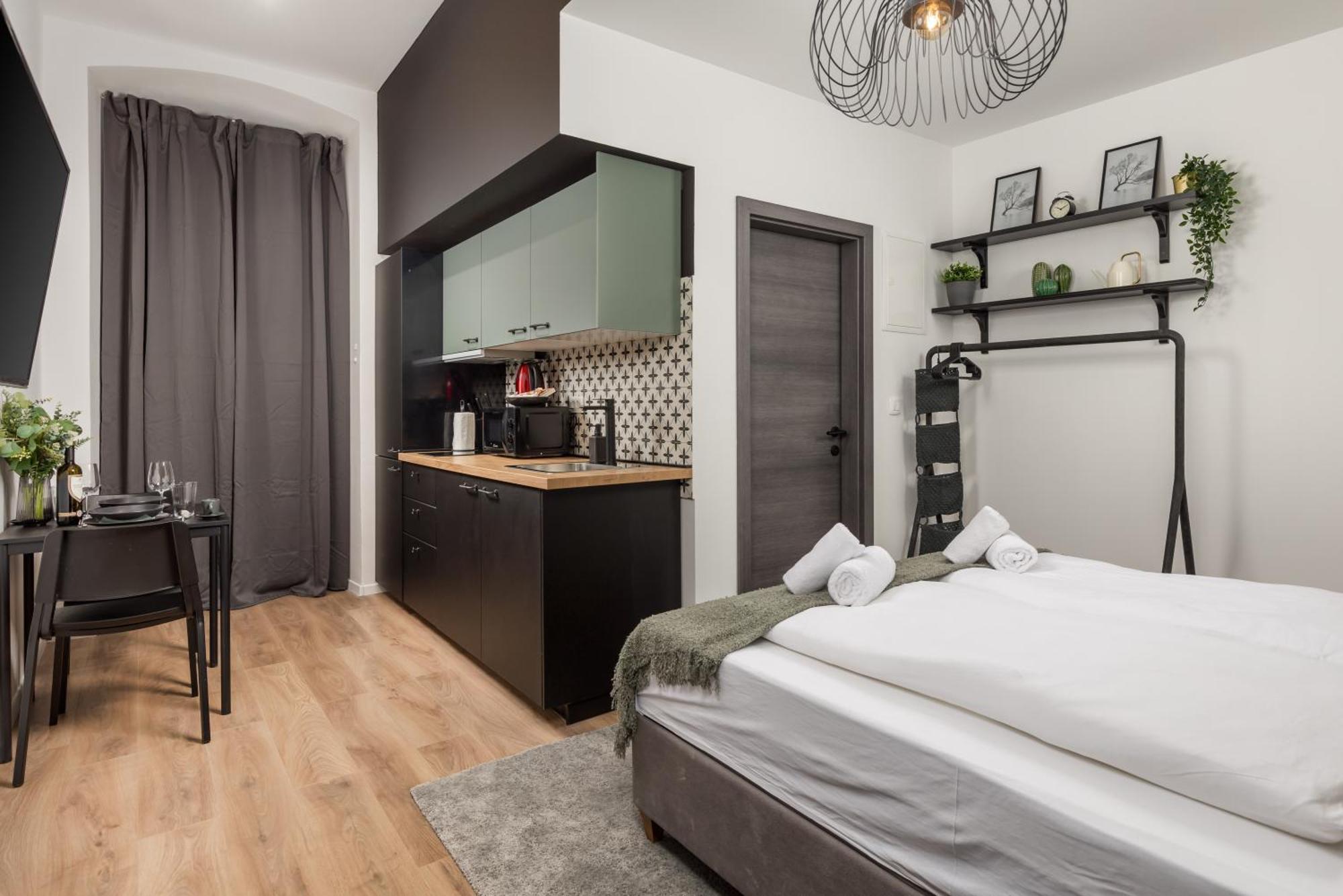 Apartments & Rooms One World Rijeka Buitenkant foto