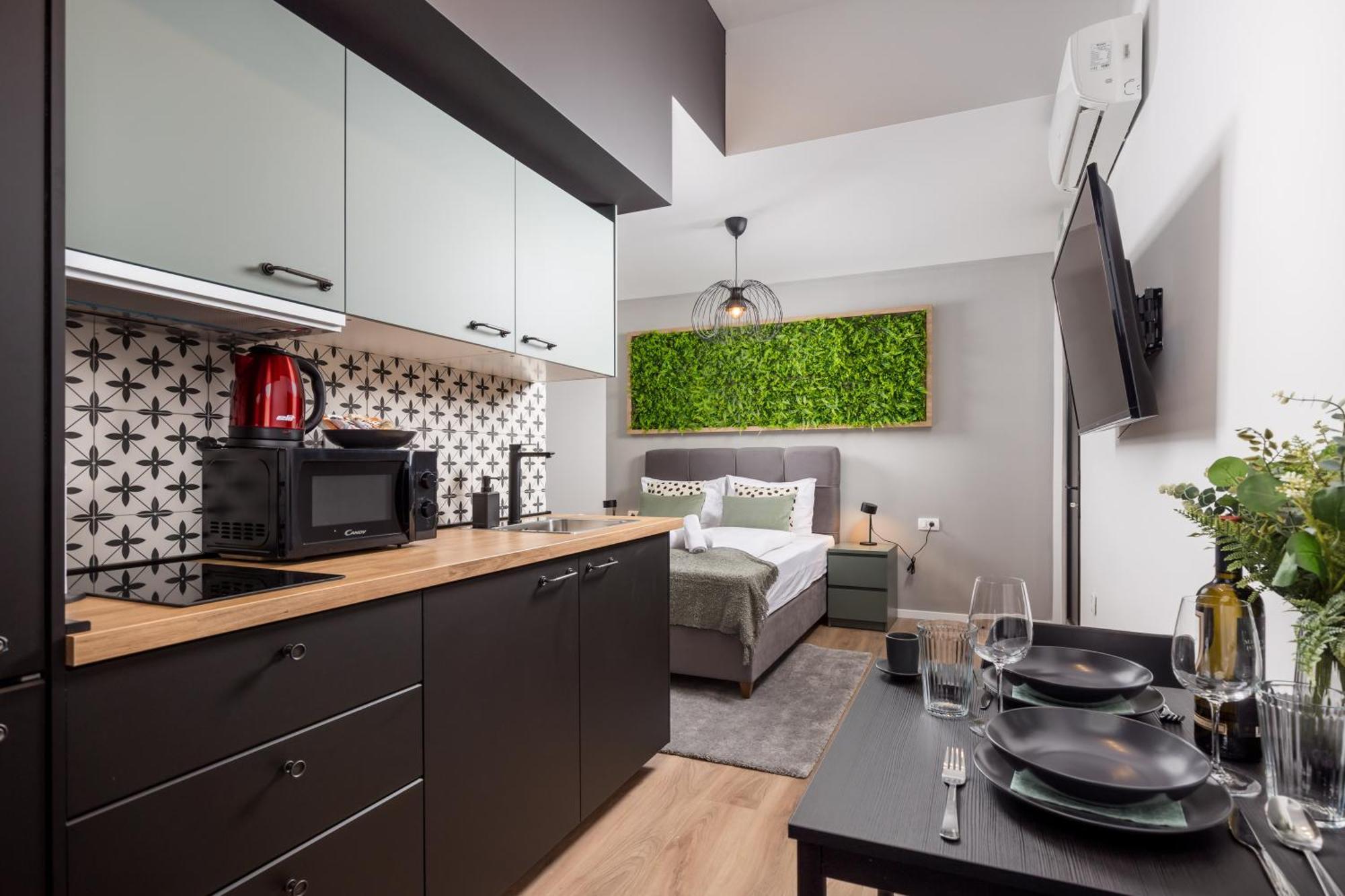 Apartments & Rooms One World Rijeka Buitenkant foto