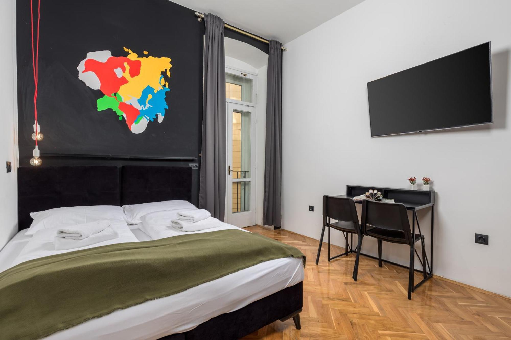 Apartments & Rooms One World Rijeka Buitenkant foto