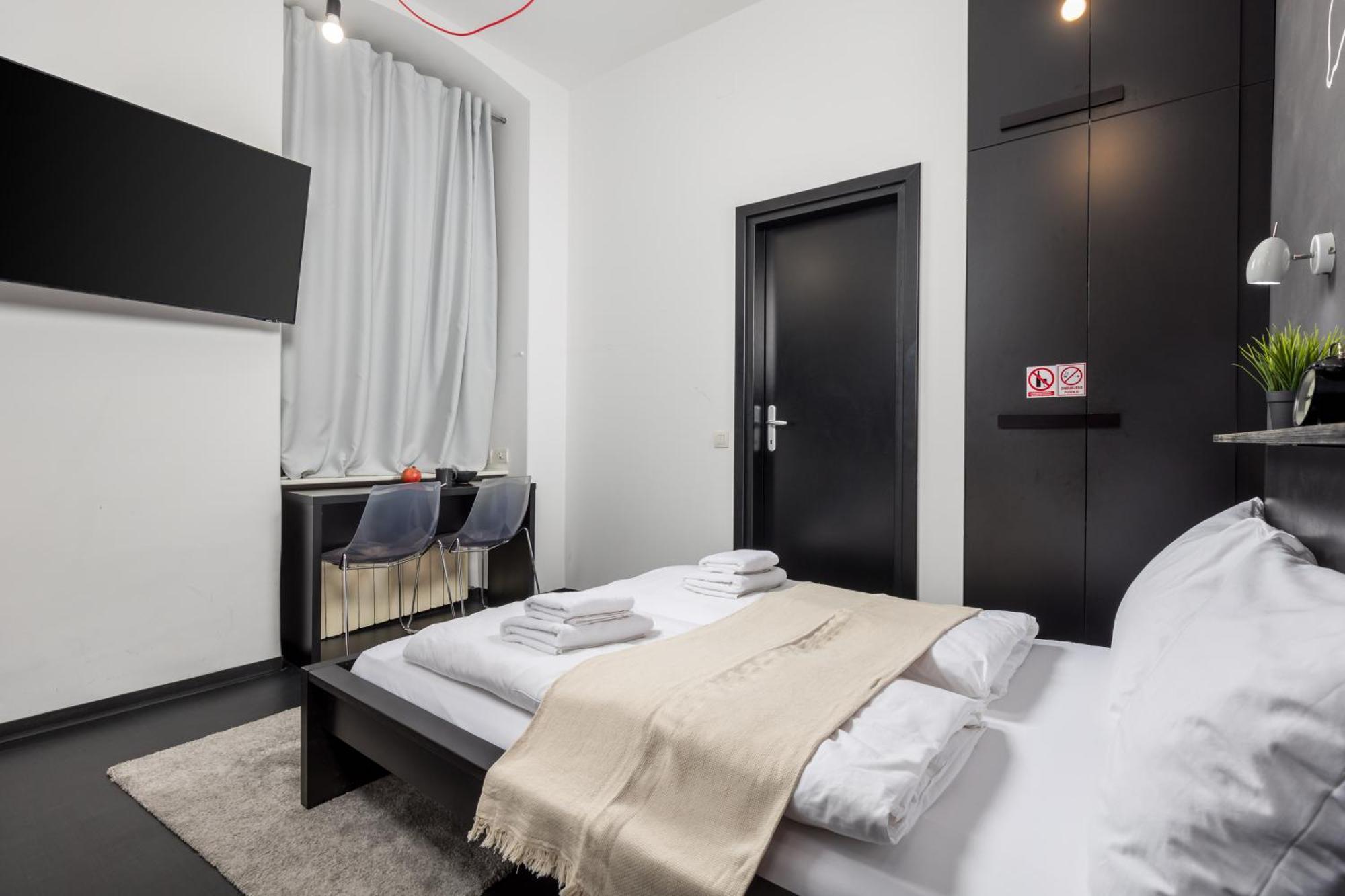 Apartments & Rooms One World Rijeka Buitenkant foto